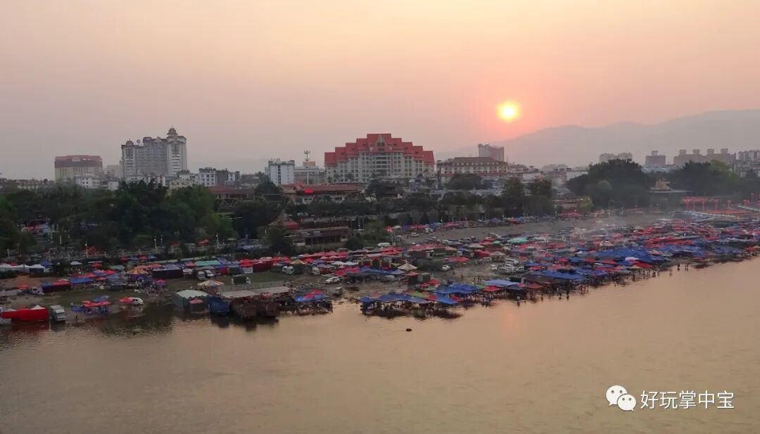 云（南）飘系列20——景洪